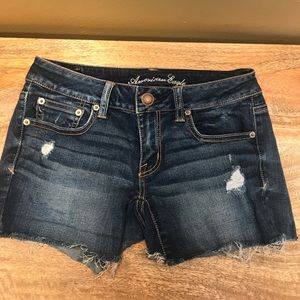 Women’s American Eagle stretch jean shorts sz4